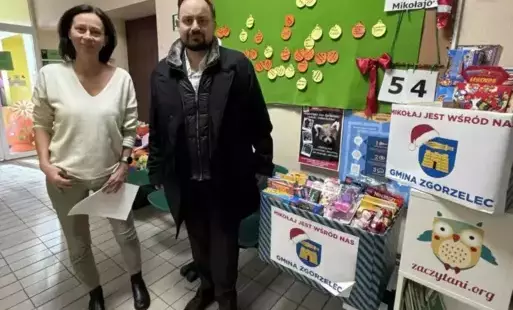 Zdjęcie do Mikołaj jest wśr&oacute;d Nas 2025