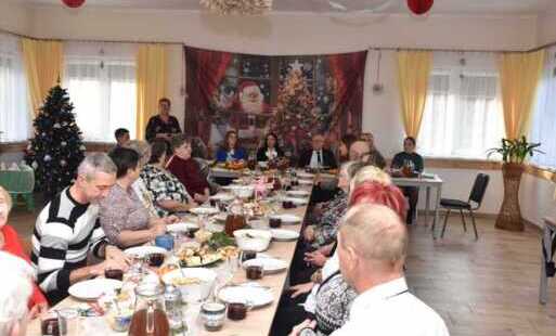 Spotkanie wigilijne w Klubie Seniora w Gozdaninie